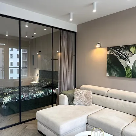 с террасой - 36 жемчужина! Apartment *