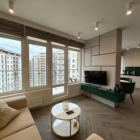 с террасой - 36 жемчужина! Apartment Odesa
